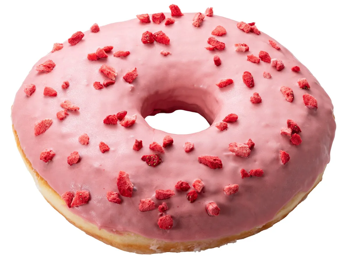 ストロベリーチョコがたっぷりかかった直径16cmの巨大ドーナツ