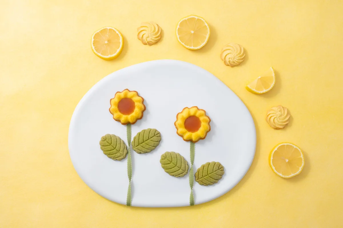 ひまわりをイメージしたクッキーの盛り付け