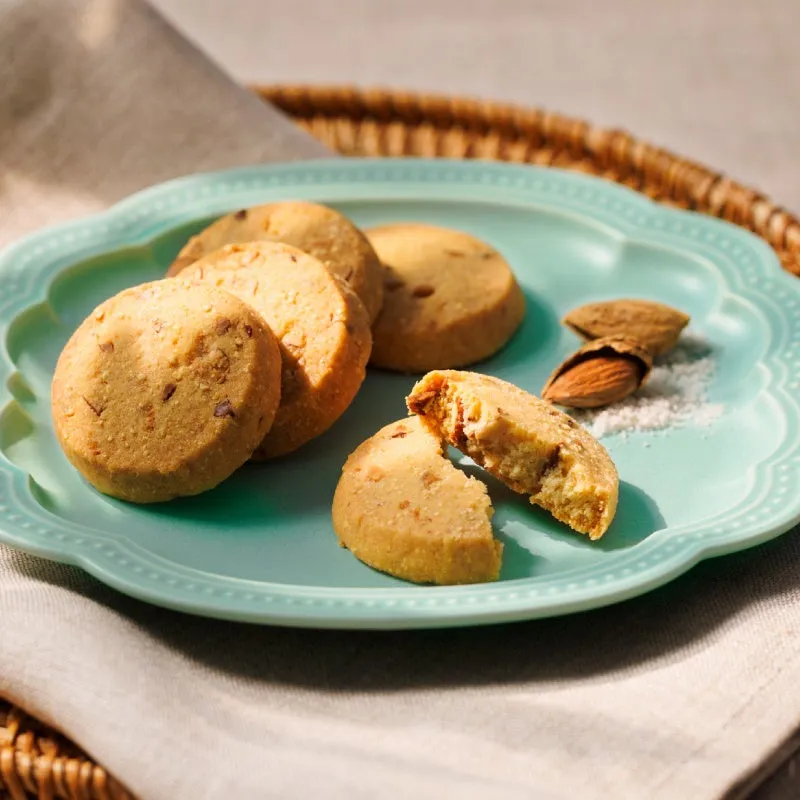 アーモンドが香ばしい塩サブレ