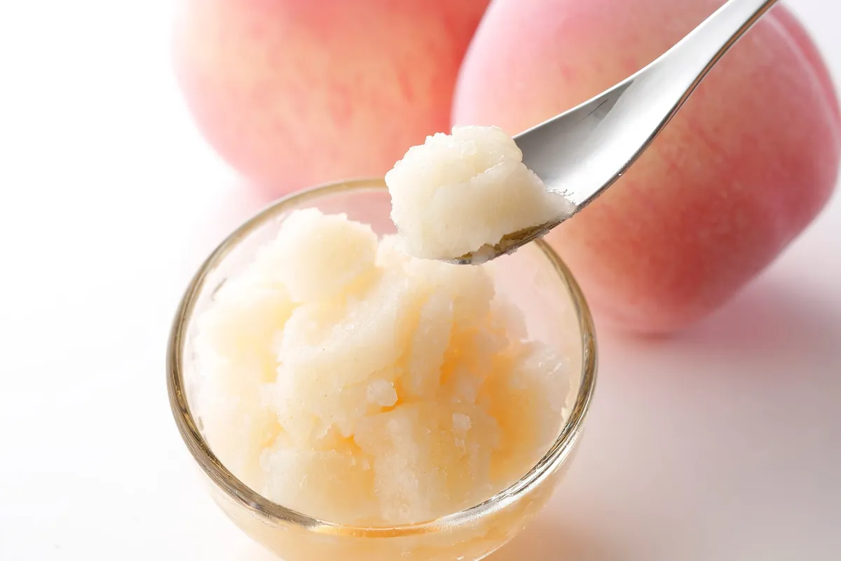 福島県産白桃を使用したシャーベット