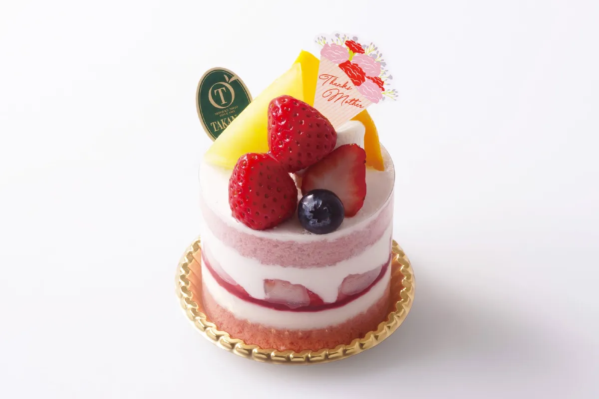 フルーツが鮮やかなGateaux ママン