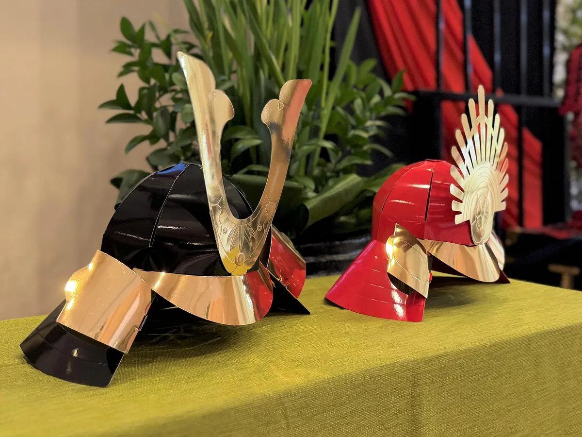 ペーパークラフトの兜