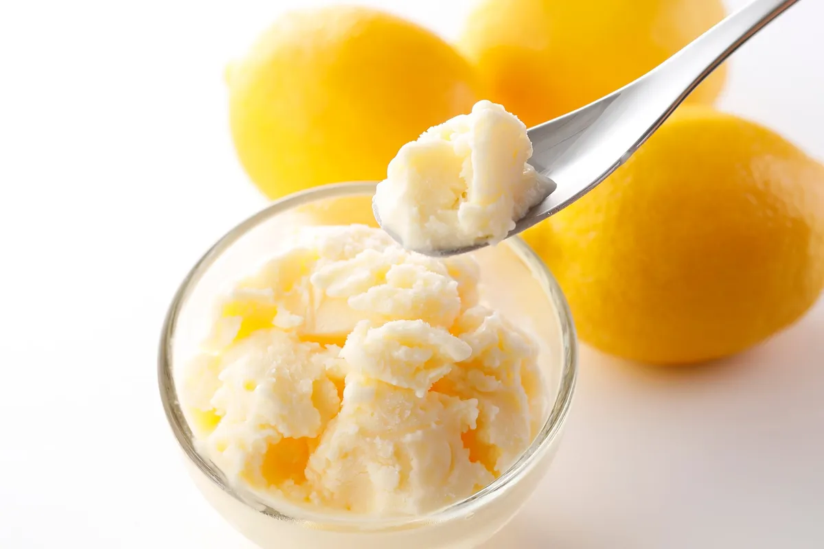 瀬戸内産レモンとミルクのシャーベット