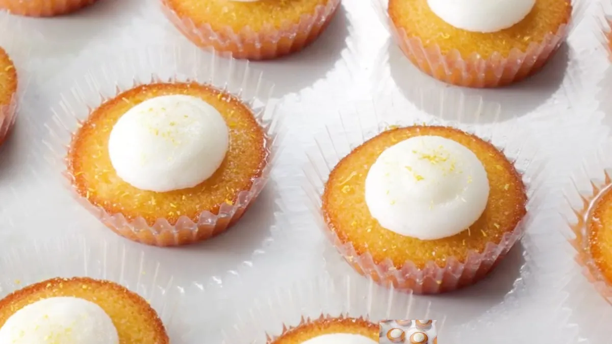 ずらりと並んだ塩バニラフィナンシェ