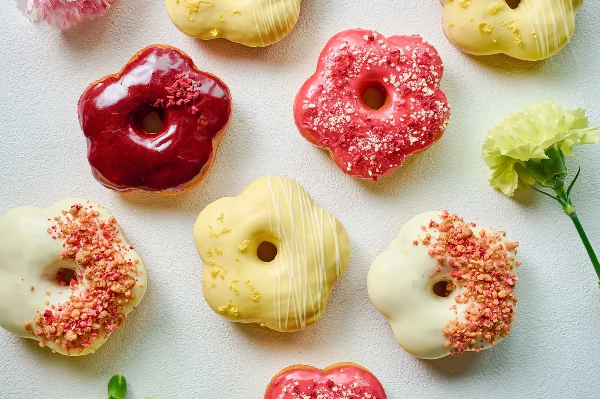 色とりどりのフルールドーナツ
