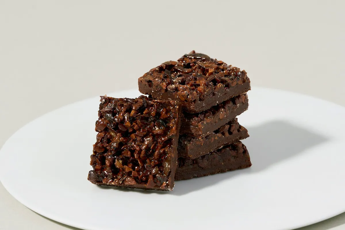 カカオニブを贅沢に使ったフロランタン風クッキー