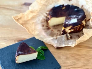 【グルテンフリー】混ぜて焼くだけの大人スイーツ！「酒粕バスク風チーズケーキ」レシピ