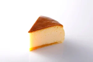伊勢丹新宿店で先行販売!ホテルニューオータニの新作「オレンジスフレチーズケーキ」が初夏にぴったり
