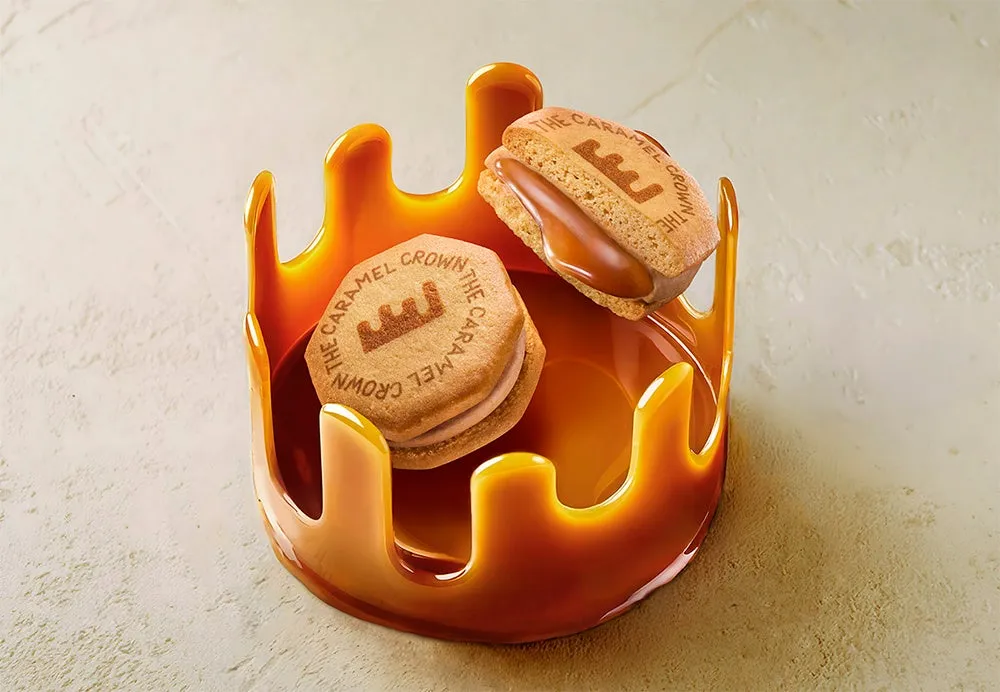 王冠のように輝くキャラメルに包まれたバターキャラメルサンド