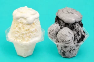 代官山FLUX CAFEに究極の2択が登場!真っ白な「シロ」と漆黒の「クロ」など全7色のかき氷が新発売