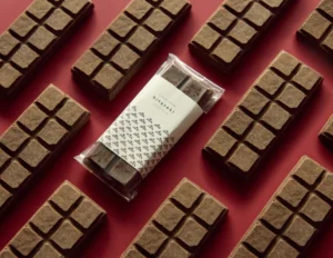 創業200年の老舗が贈る新感覚スイーツ！パキッと折れる「タブレット羊羹」が200個限定で登場