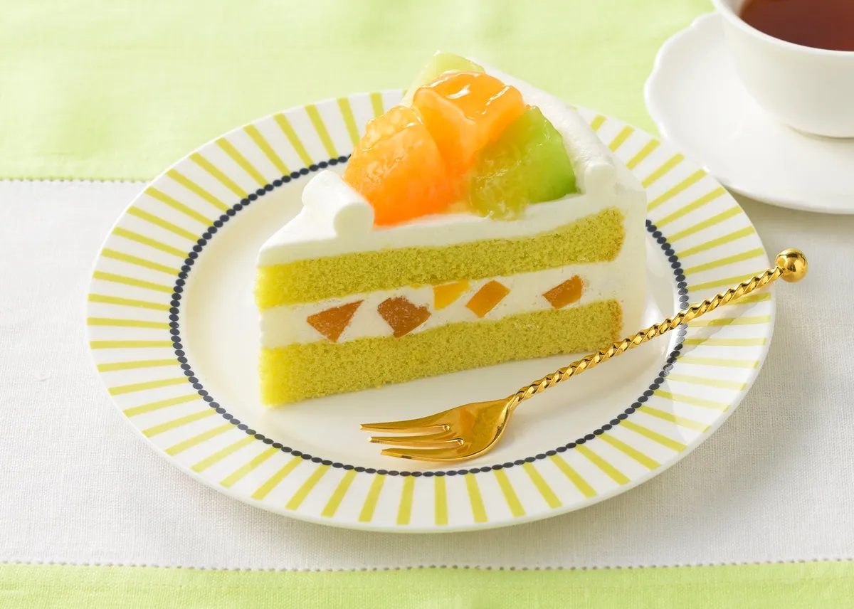 2種のメロンをトッピングしたショートケーキ