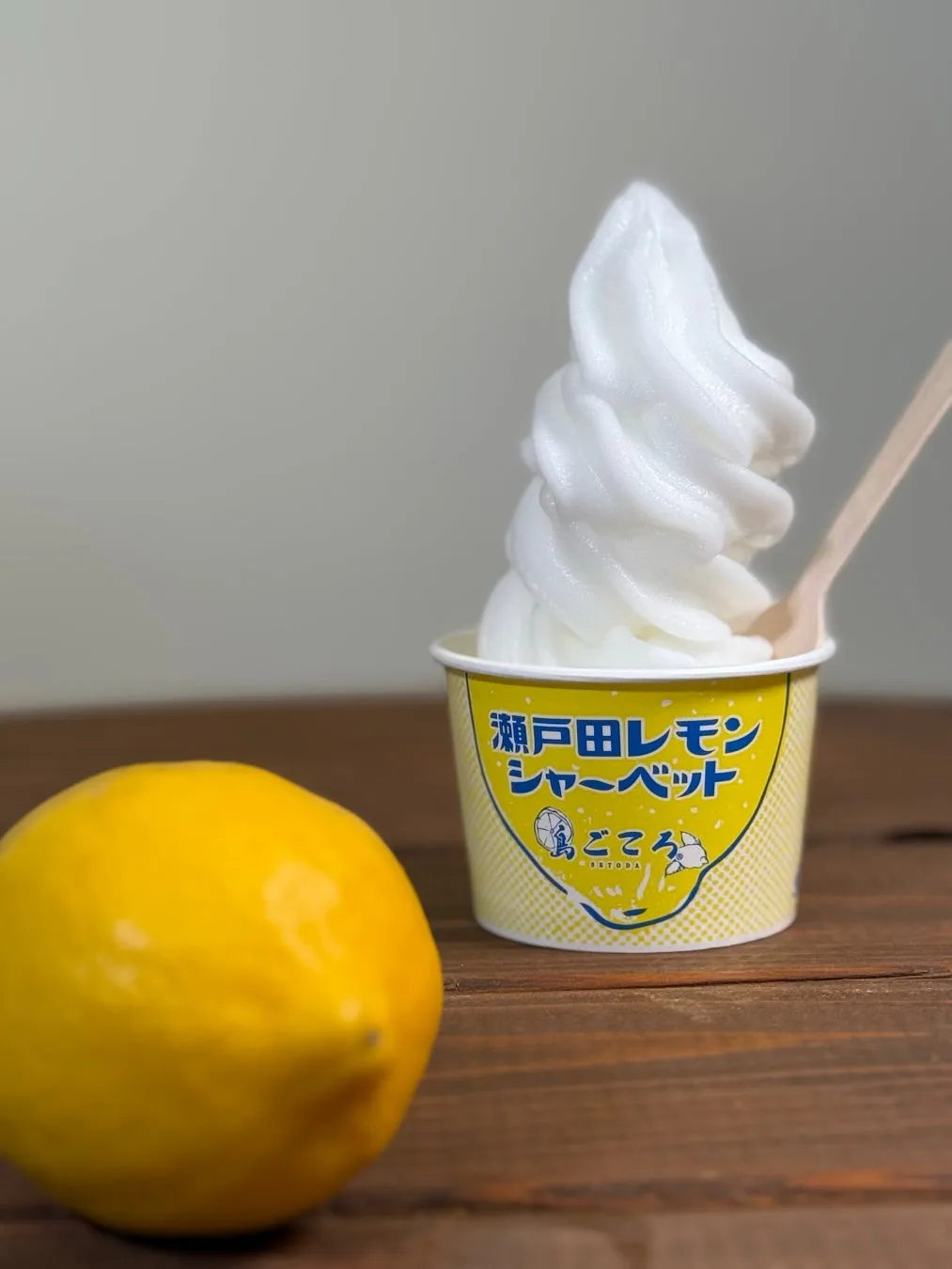 瀬戸田レモンシャーベットがのったひんやりスイーツ