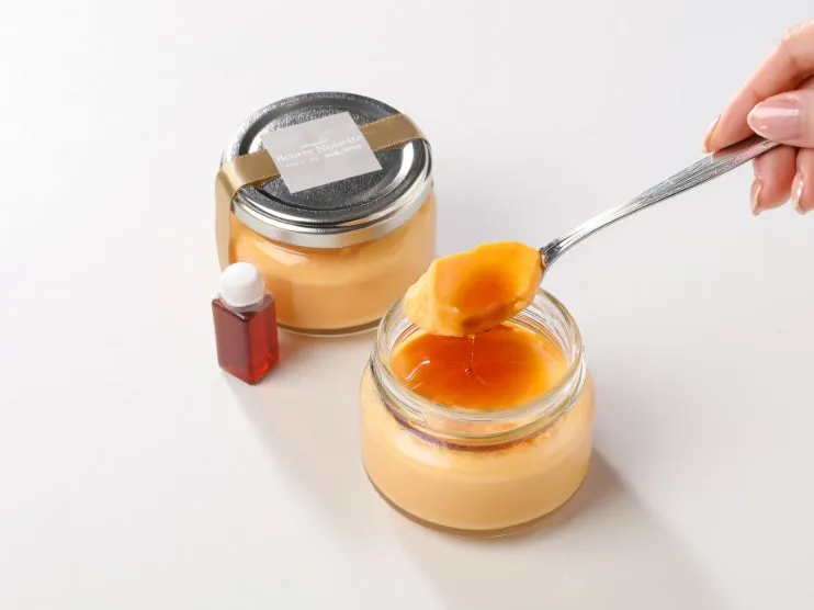 とろけるような食感が魅力のカスタードプリン