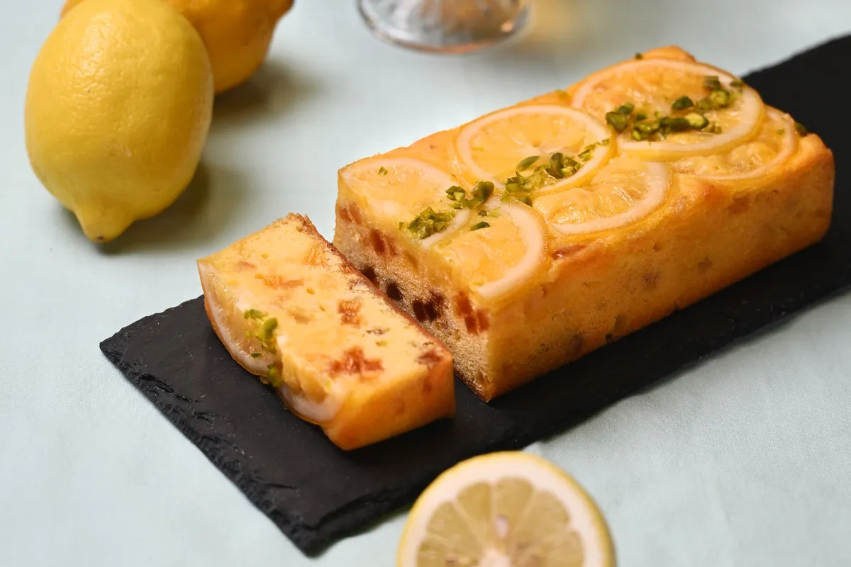 瀬戸内レモンとはちみつの新作パウンドケーキ