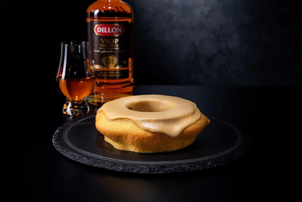 熟成ラムバターとラム酒のボトル