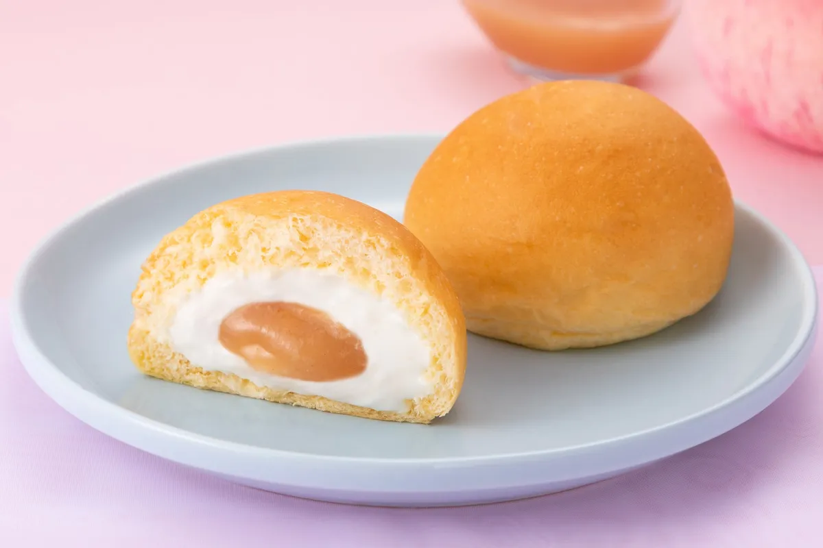 ももくりーむパンの断面