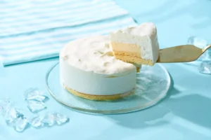 生クリーム専門店ミルク「夏の雪解けミルクケーキ」が限定発売!アイスとムースの2通りを楽しめる新食感スイーツ