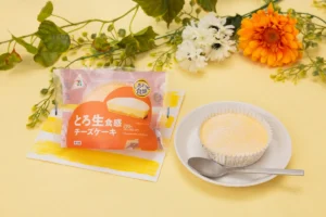 セブンで大人気の「とろ生食感チーズケーキ」が1.2倍に増量!濃厚&とろける新食感をチェック