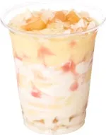 白桃とココナッツを組み合わせたとろもち食感のスムージー