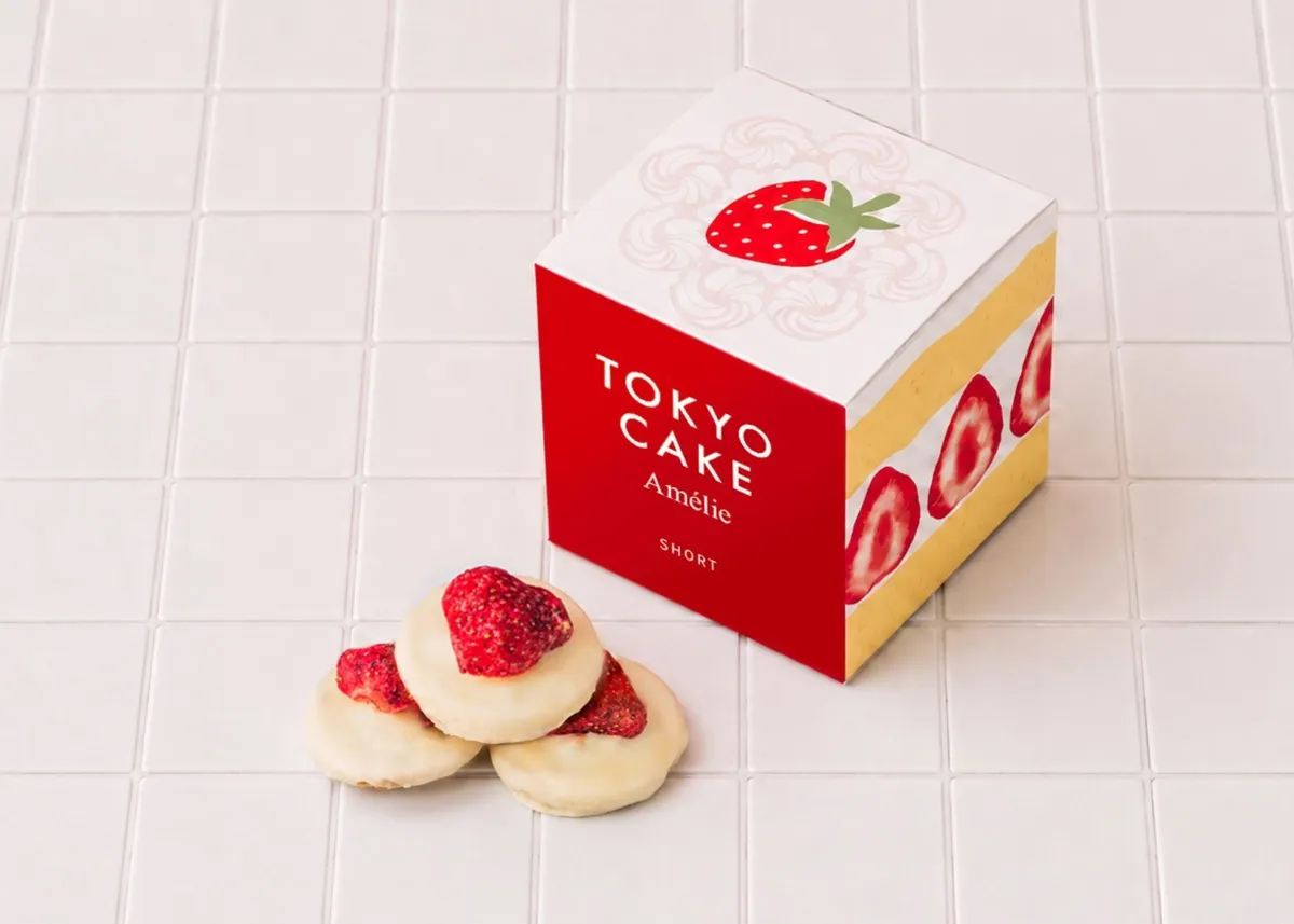 ショートケーキ味のクッキーと赤いパッケージ