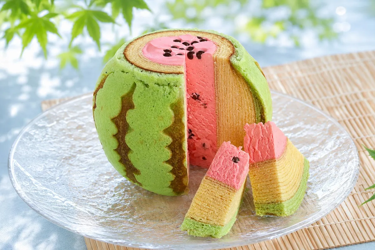 まるで本物のスイカのような「すいかバウム」