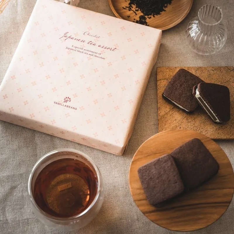 箱根山麓紅茶を使用したショーコラと紅茶のセット