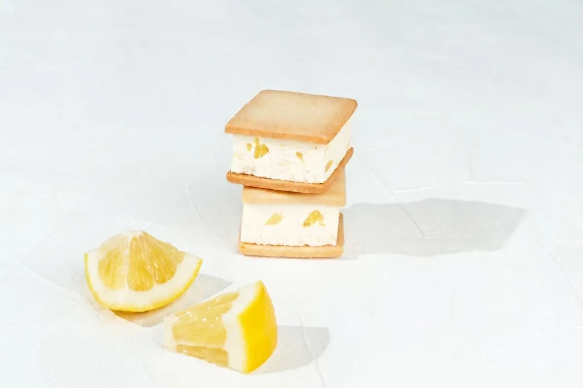 日向夏やパイナップルが爽やかな夏限定フレーバー「サマーエスケープ」