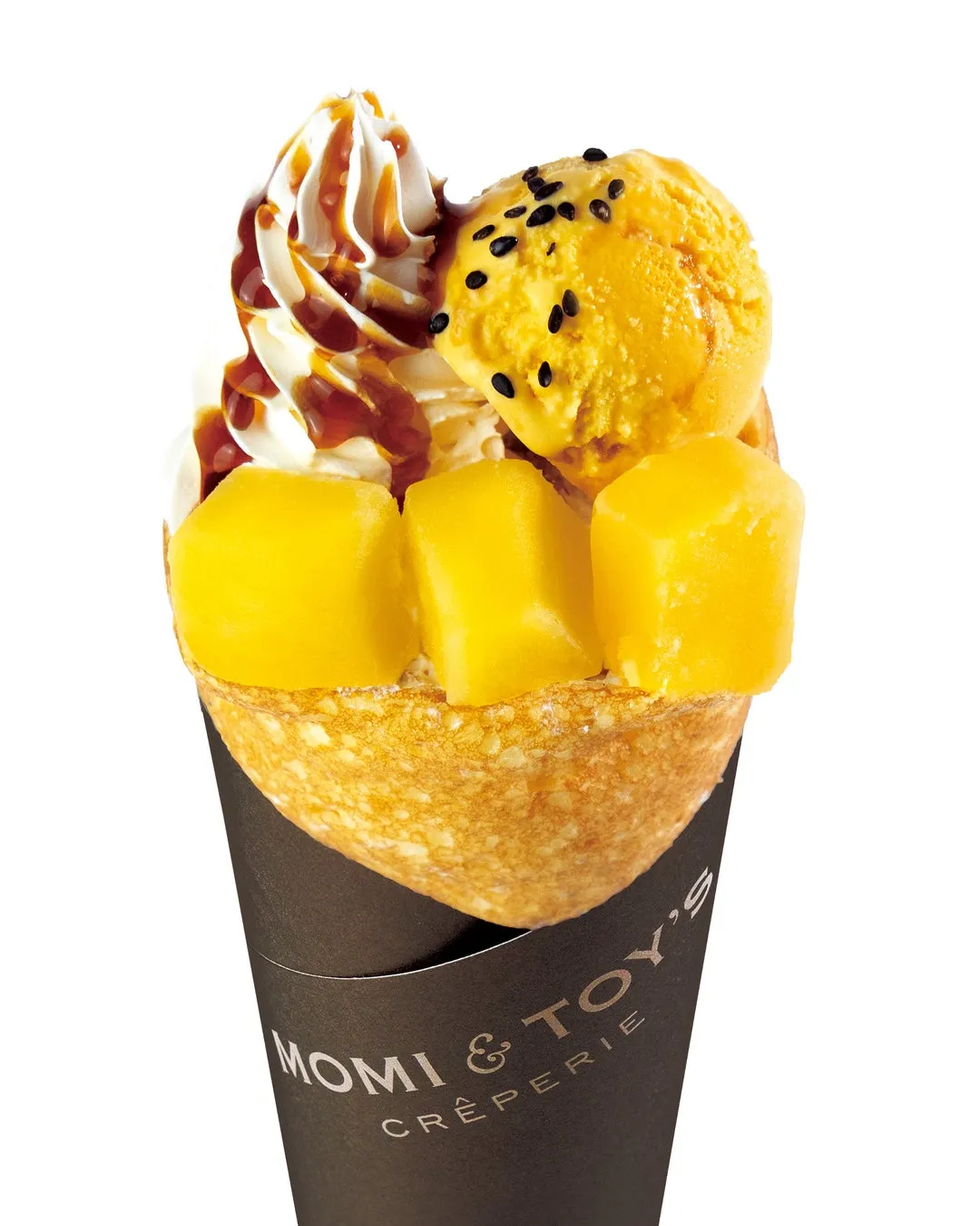 安納芋アイスとホイップがのった蜜芋クレープ