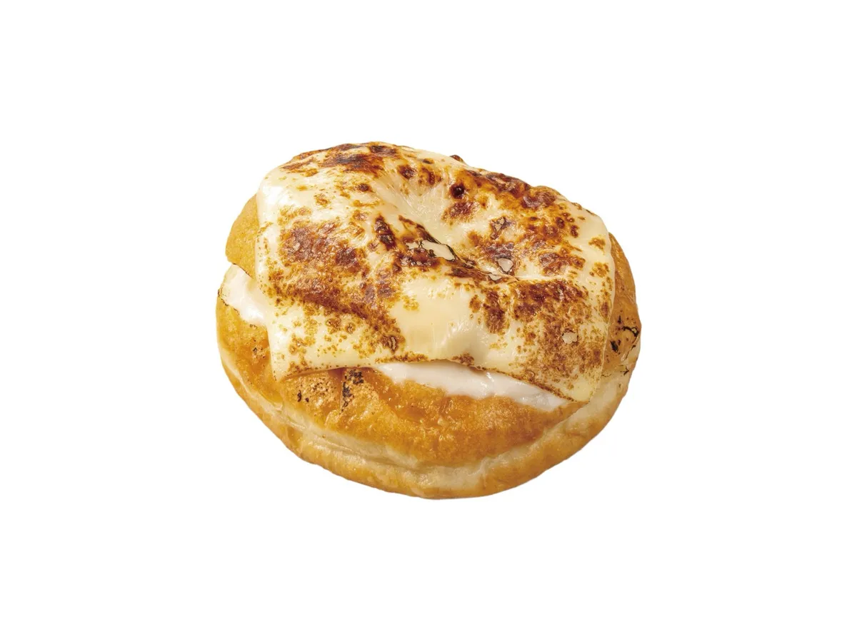 表面にこんがりと焼き色のついたチーズがのったお食事系のDOGLE チーズポテト